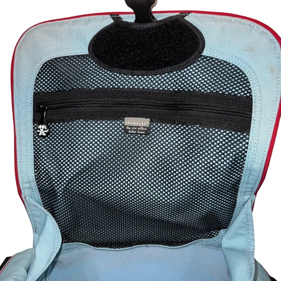 Crumpler 6 Million Dollar Home Camera Shoulder Messenger Bag Red - Picture 11 of 16